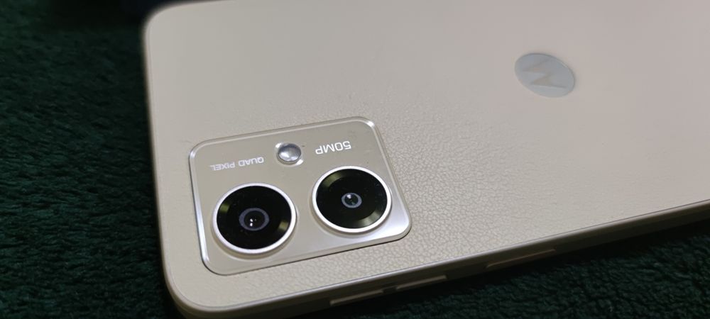 Motorola G14 бежов 4/128 Нов