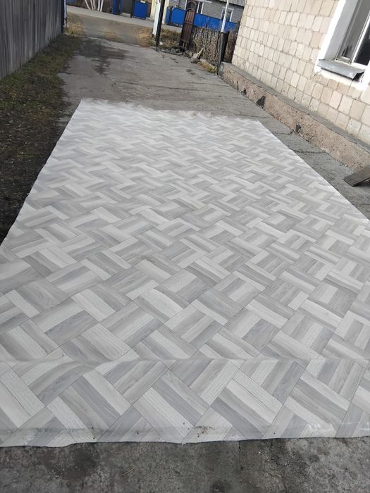 Продаю линолеум б/у