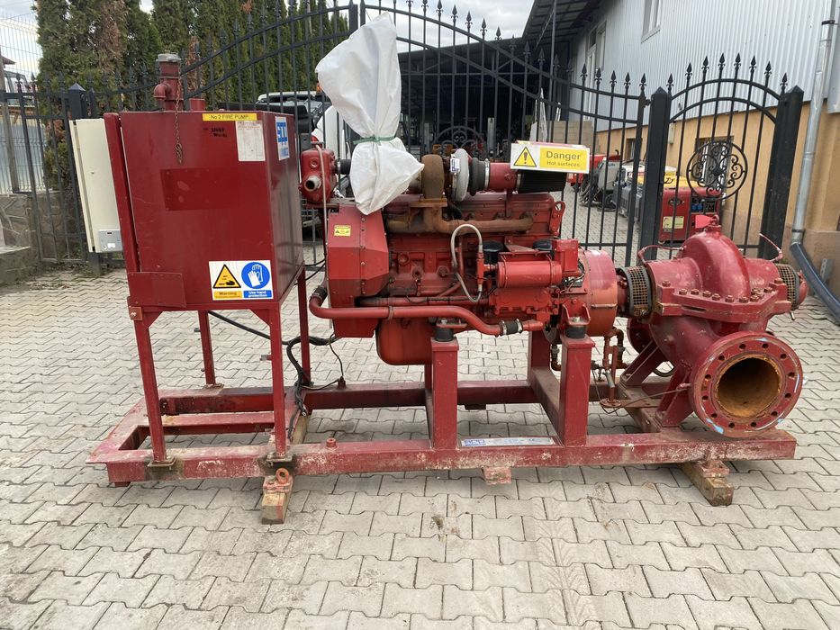 De vanzare pompa de irigati cu motor iveco .