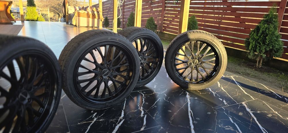 Jante r18 ET40 5X112 CAUCIUCURI noi iarna