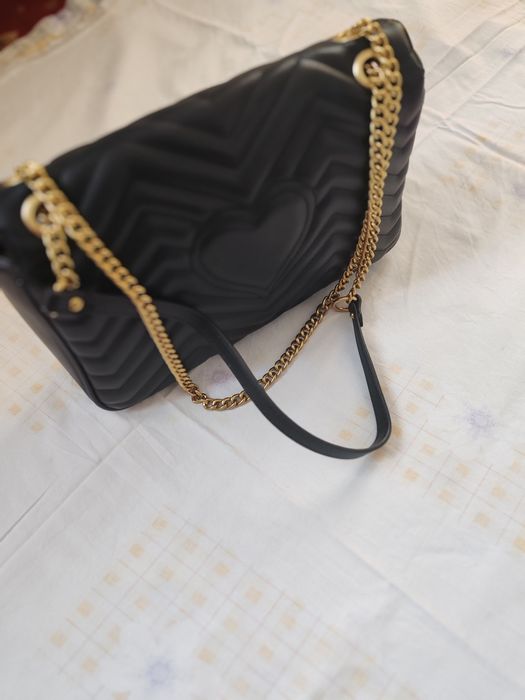 Geanta Gucci originală, în perfectă stare, că nouă, fără niciun defect