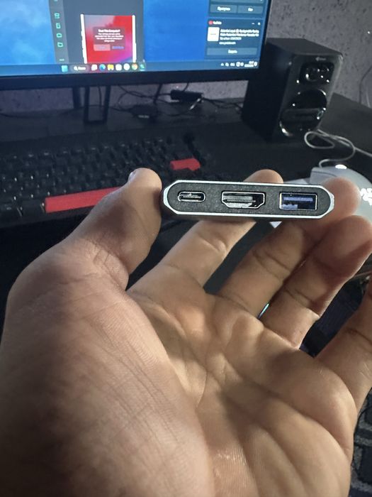 Typ-c HDMI perixadnik