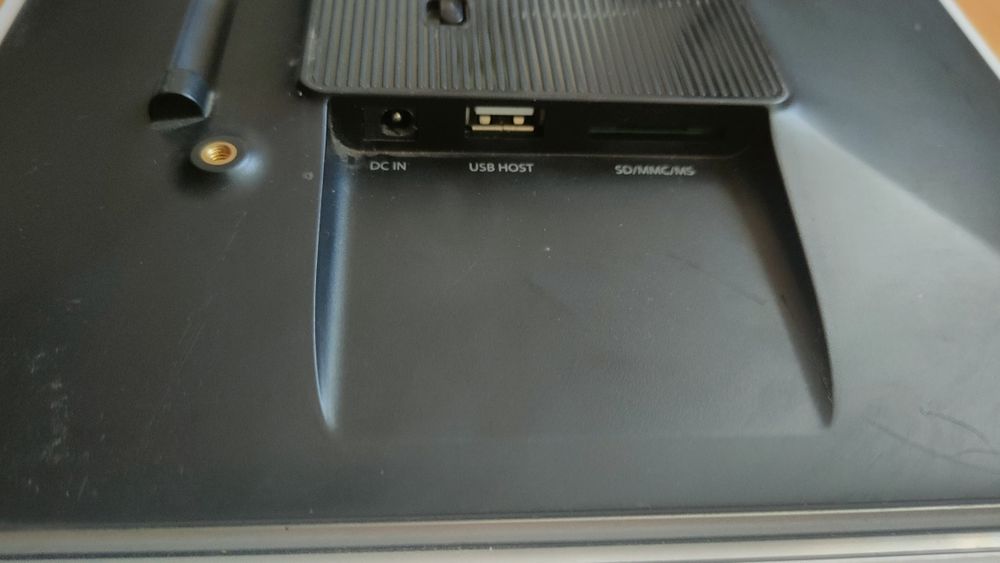 Cadrul foto digital Sandstrøm – elegant și modern