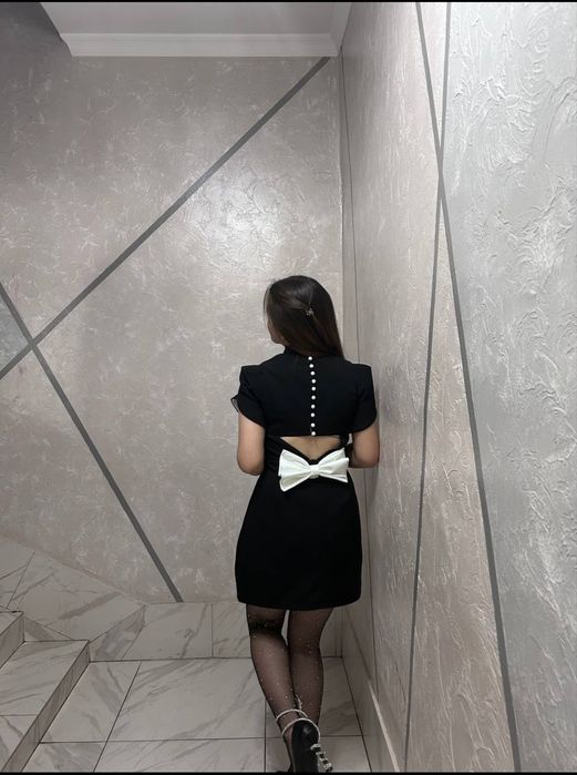 СРОЧНО САТЫЛАДЫ 
Өте стильді, қазіргі тренд көйлек!
Таза, жинақы, де