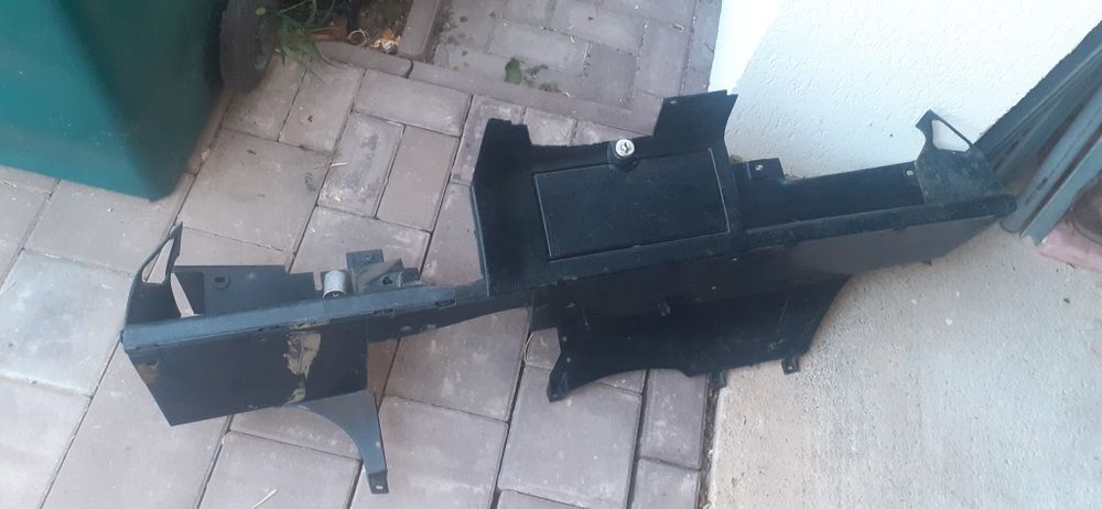 Polita Renault R12 faza 2 / Dacia 1310