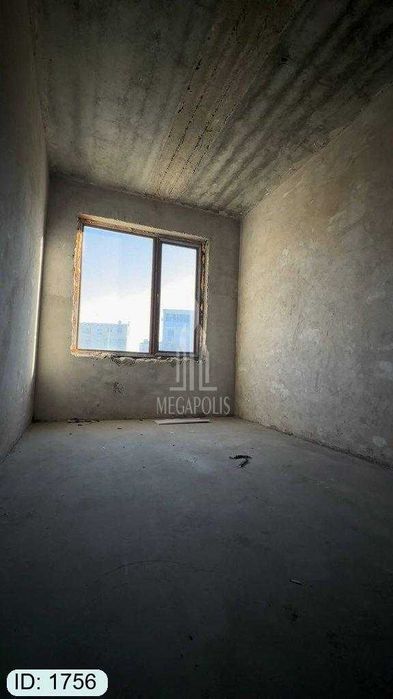 5 mikr somiy tarafpda 3 xona karobka  kvartira sotiladi №1756