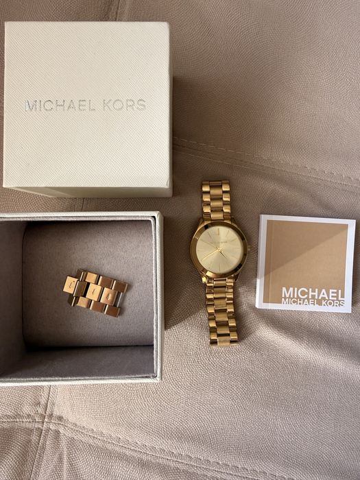 Часовник Michael Kors MK3179