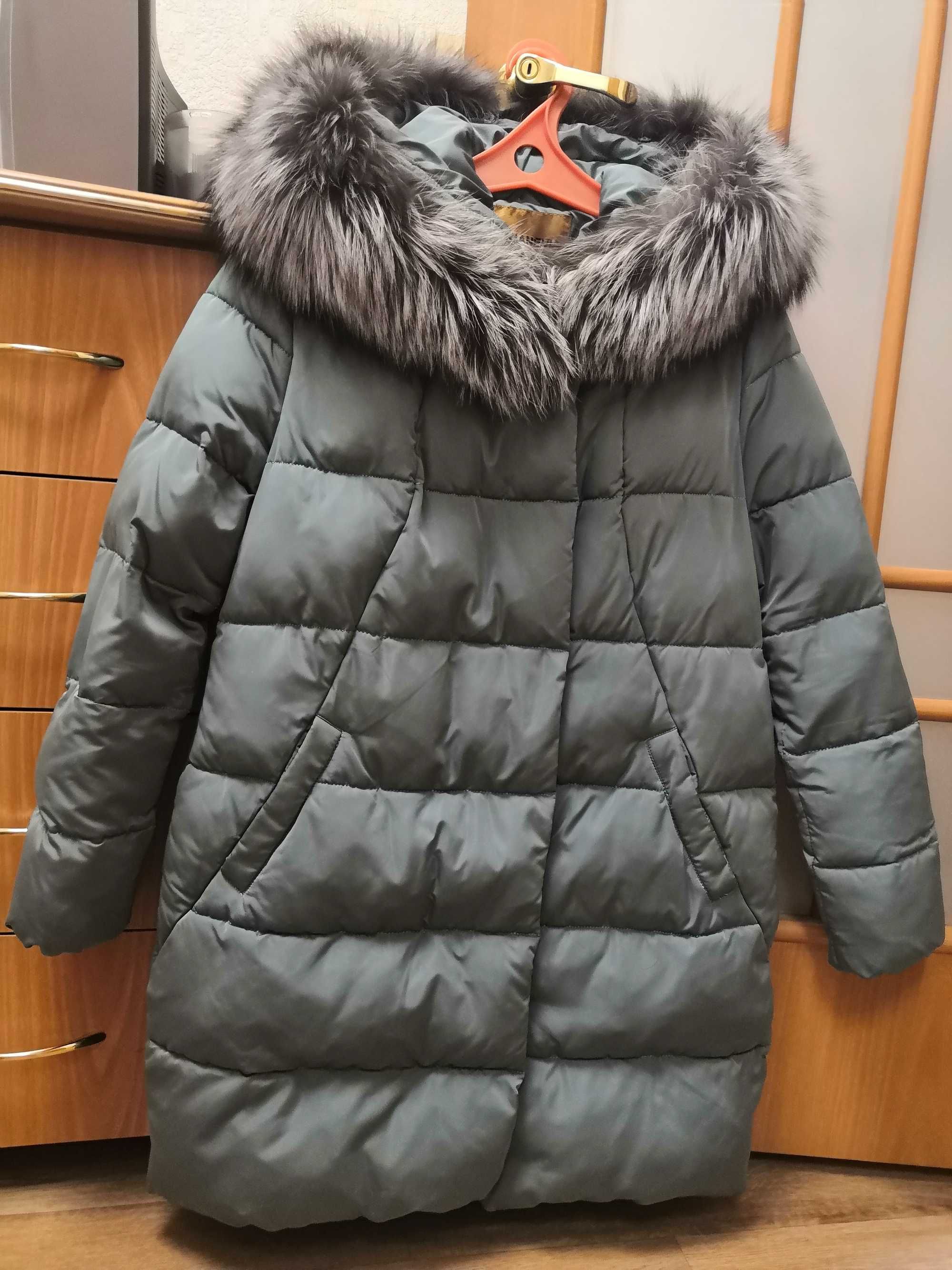 Пуховик зимний р-р 46/ 18000 т.