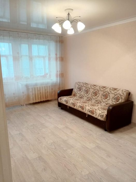 Продаётся двухкомнатная квартира.  Барс Строй.