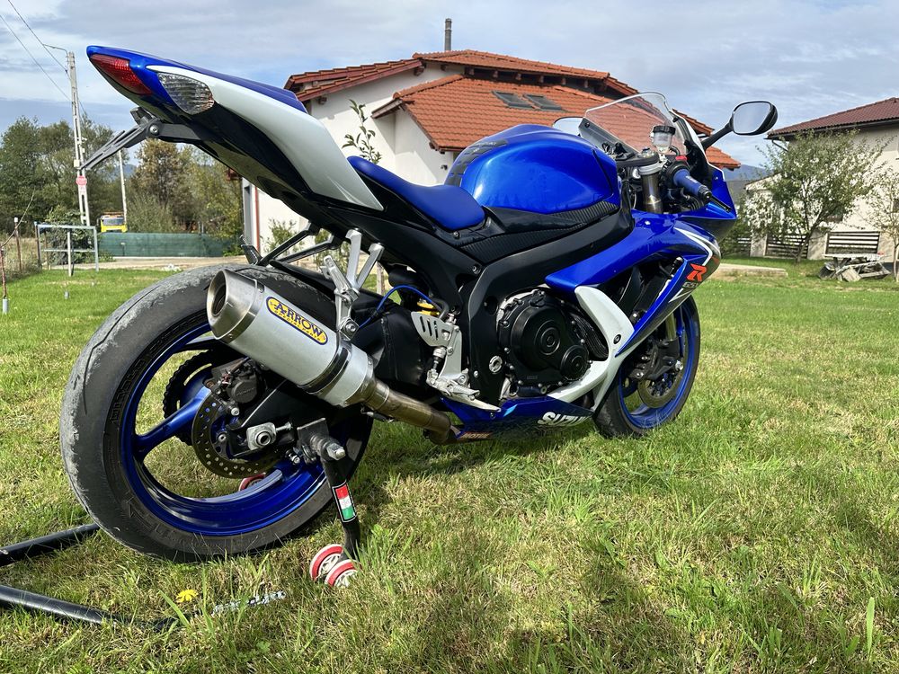 Suzuki GSX-R600. K8.
