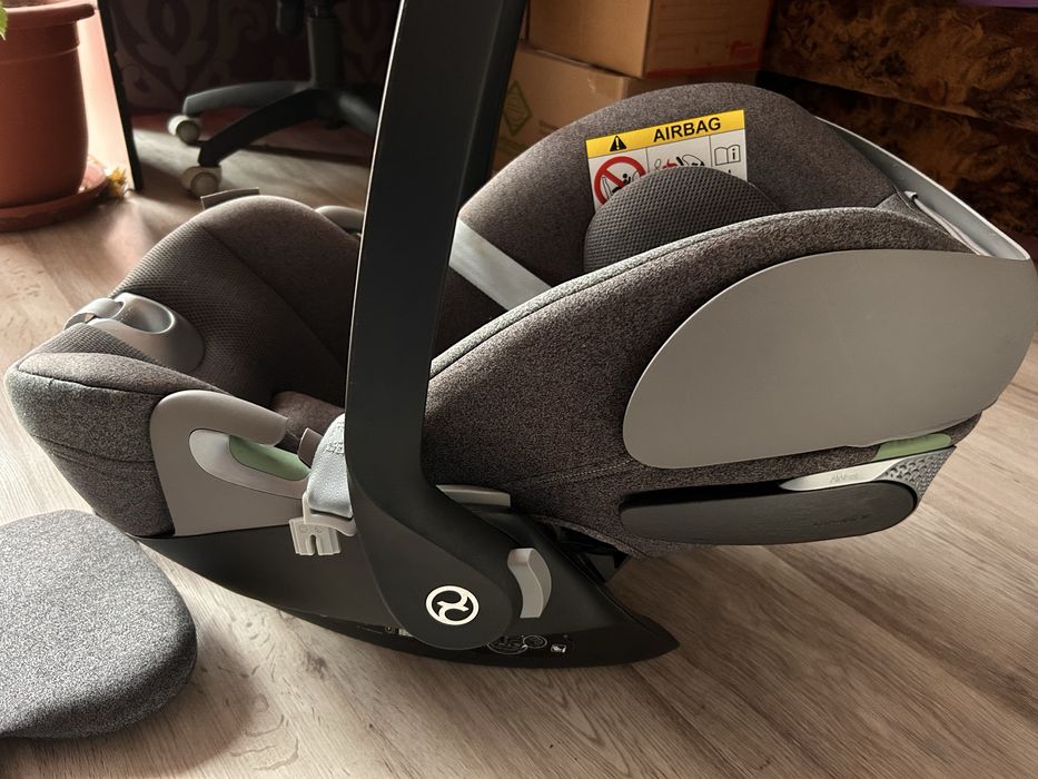 Cybex cloud t i-size plus si isofix
