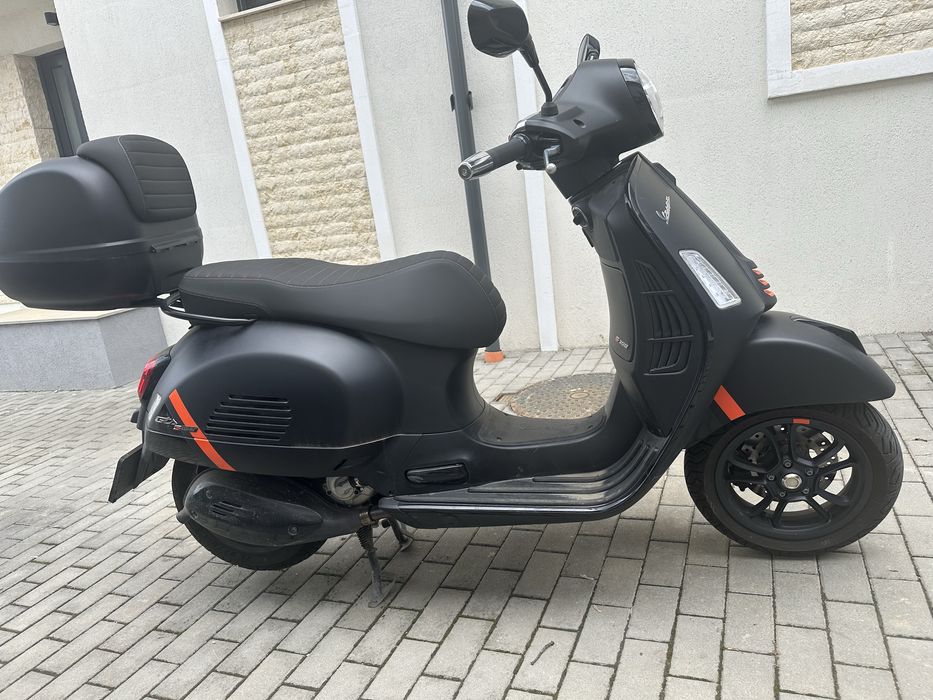 Scuter vespa gts 300 supersport