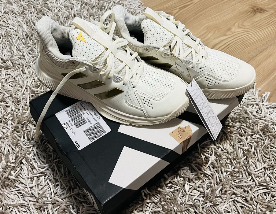 Vand Adidas Court Flight 41 1/3