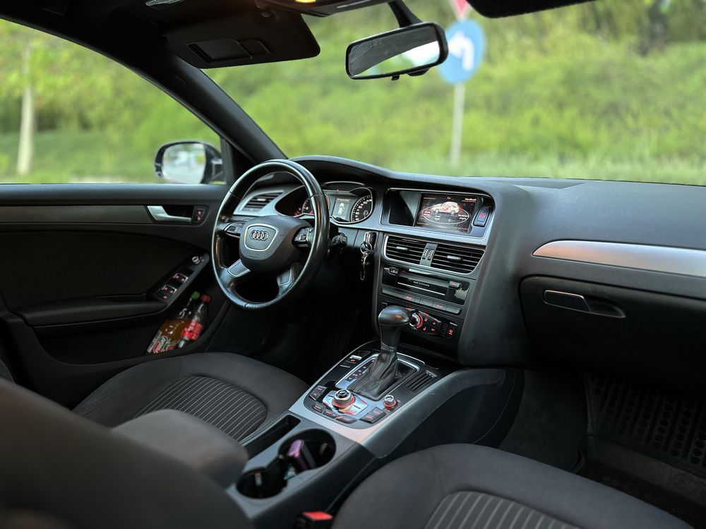 Vand/Schimb Audi A4 B8 Avant S-Line 2.0 TDI 177cp Automat 8+1 2013