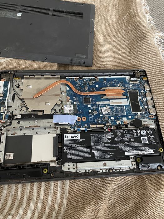 Ноутбук lenovo 30000 на запчасти