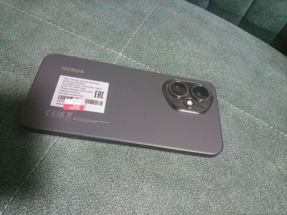 Honor 400 ideal holatda