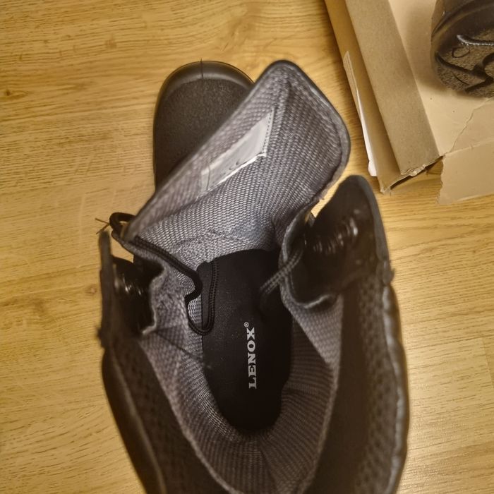 Cizme din piele cu bombeu 42