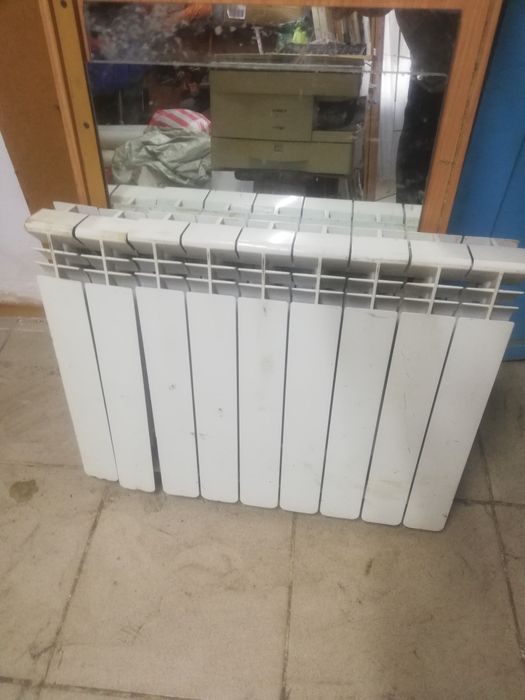 Радиатор, батарея радиаторная, 36 регистров биметалл и 8 алюминий, б/у