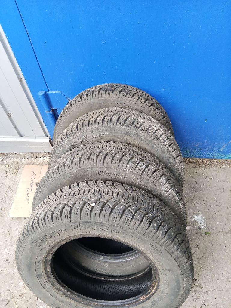 Продам шины зимние 14/185/70