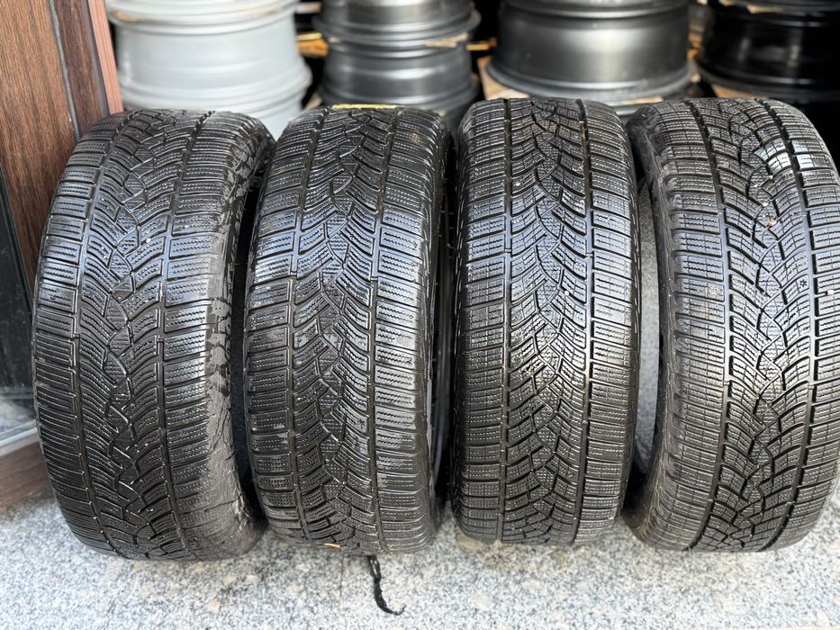 4 Anvelope Iarna Goodyear UltraGrip BMW RunFlat 225/50/17 98H
