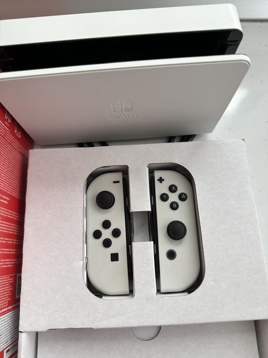 Nintendo Switch Oled 7inch  64 GB