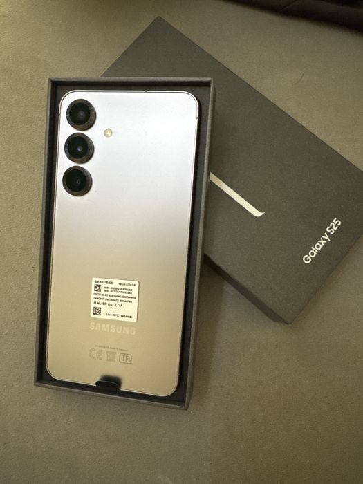 S25 silver 128гб
