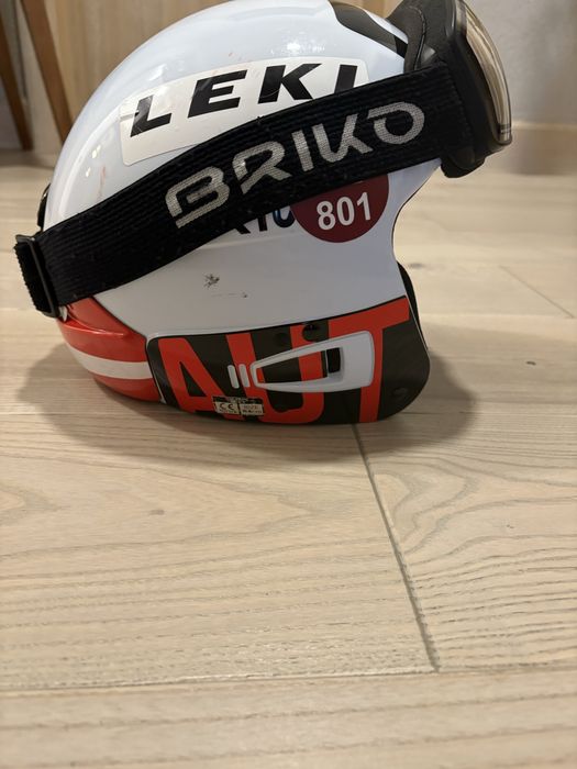 Casca schi BRIKO FIS