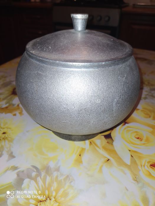 Продам горшочек для печи и духовки