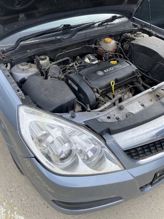 Calculator motor Opel Vectra C 1.8 benzină 2007