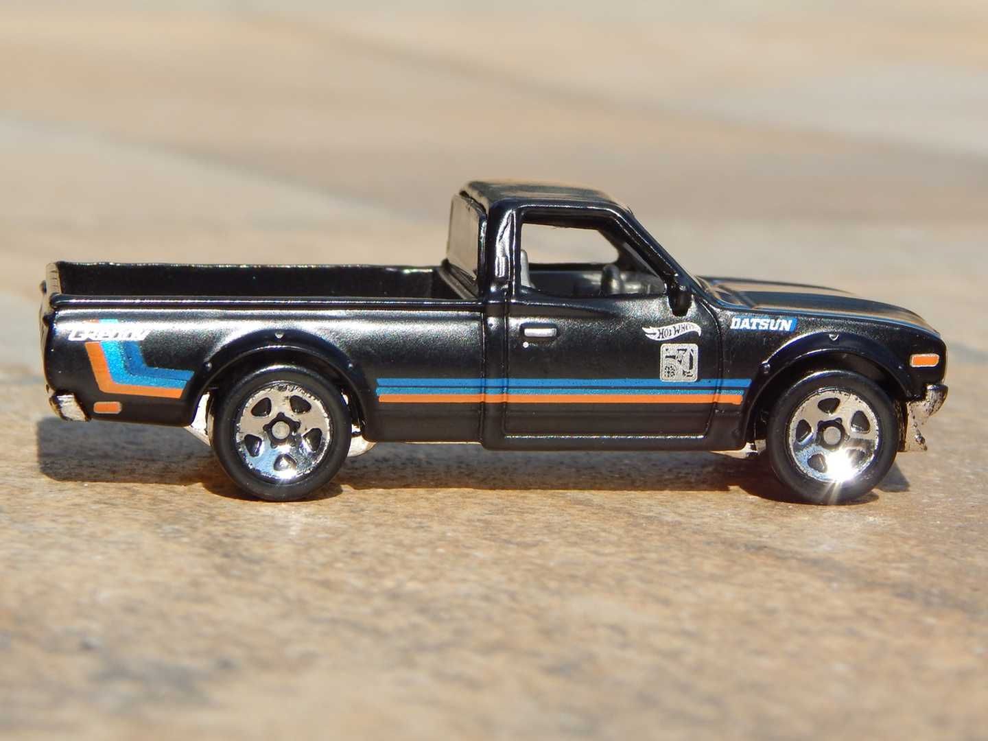 Macheta camioneta pickup Datsun 620 GReddy Hot Wheels sc 1:64