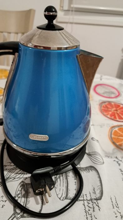 Електрическа кана Делонги