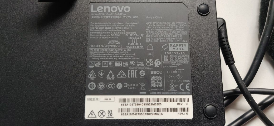 Încărcător Lenovo  mufă dreptunghiulara 230w