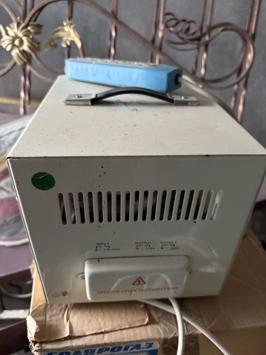 Стабилизатор 3000VA Andeli