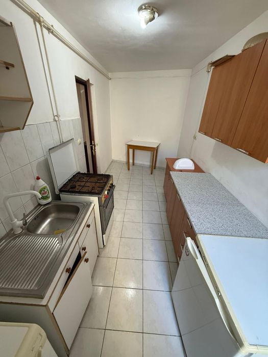 Ofer spre vanzare Apartament 2 Camere zona Centrala Etaj 2