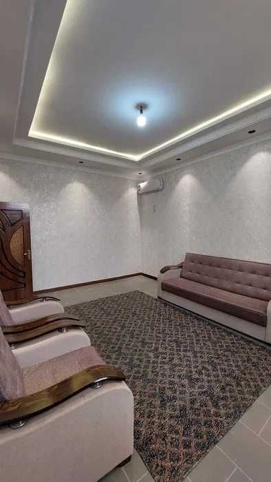 Срочно сдается участок в Сергелийском районе,Хонабод.8 комнат,3 сотки.