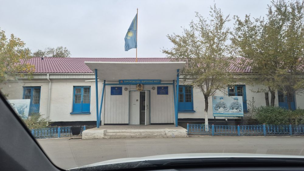 Продам навес металлический