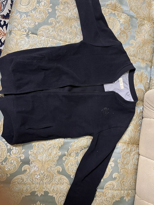 Кардиган,почти новый срочно продам не носим