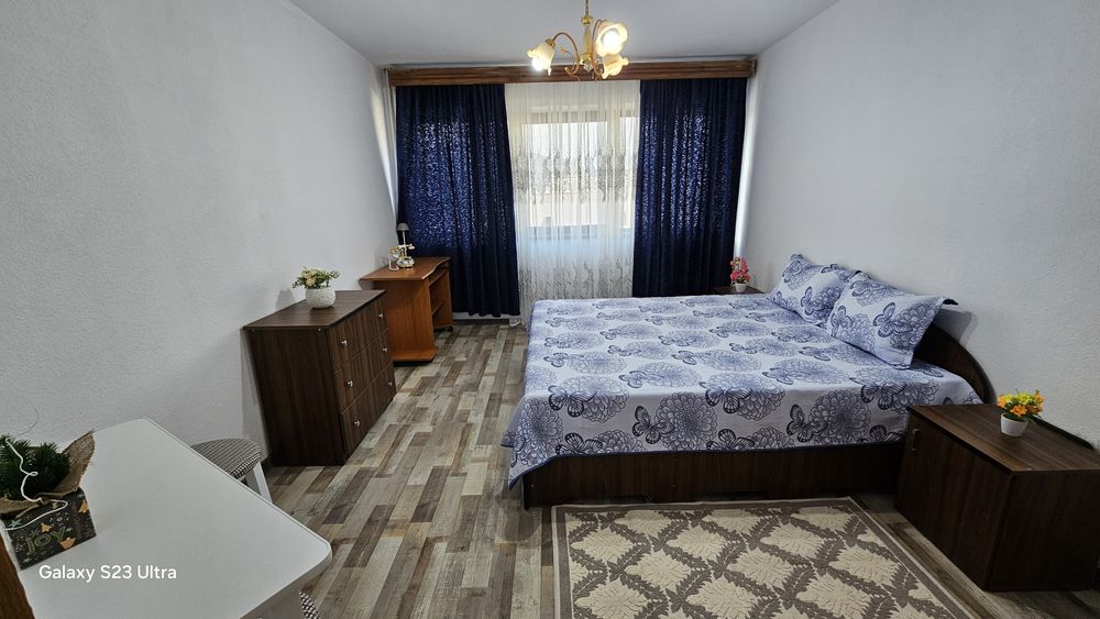 Garsonieră în Onești, zona de jos, etaj 3/4 .