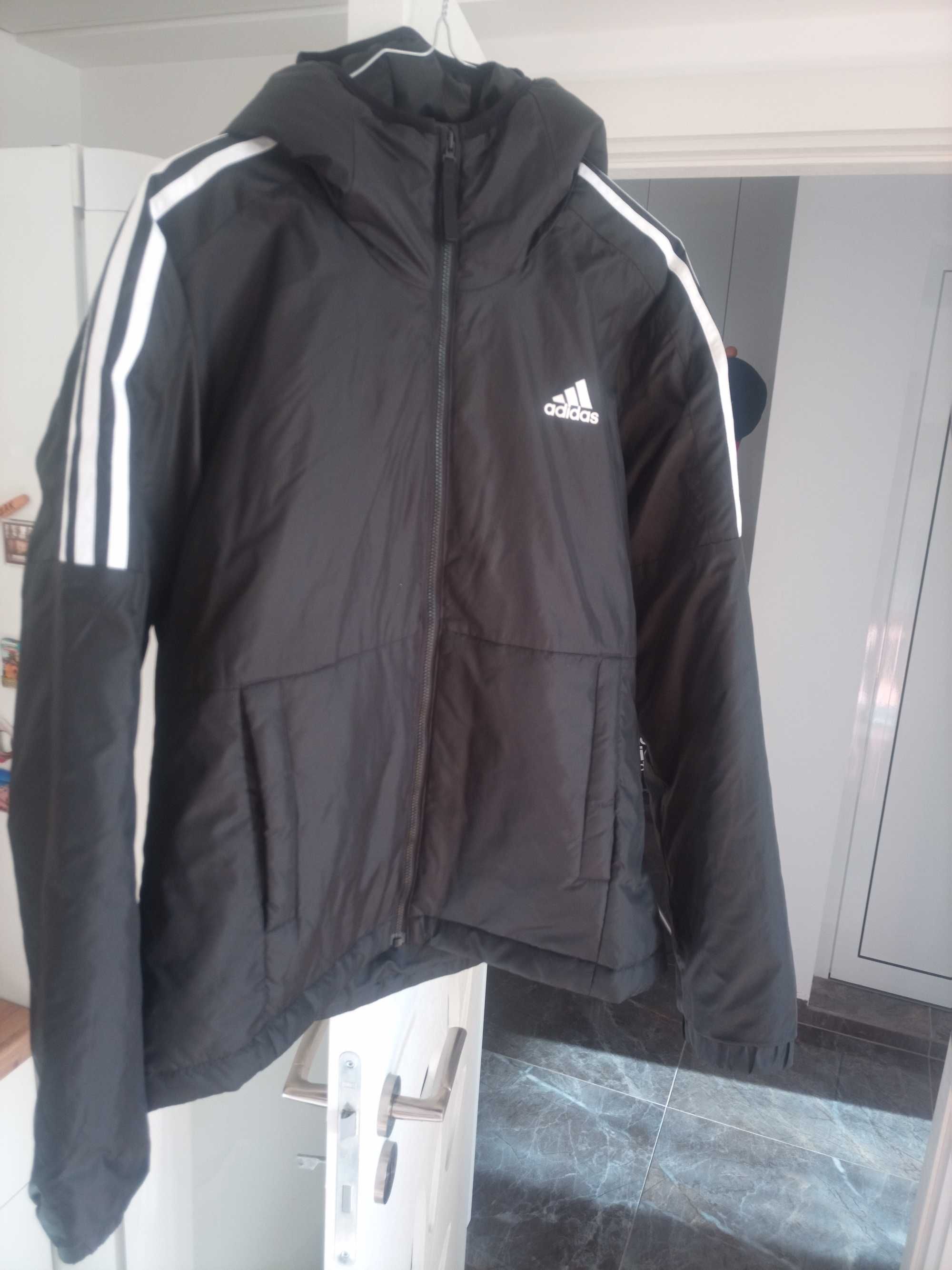 Оригинално  яке Адидас Adidas Essentials размер М