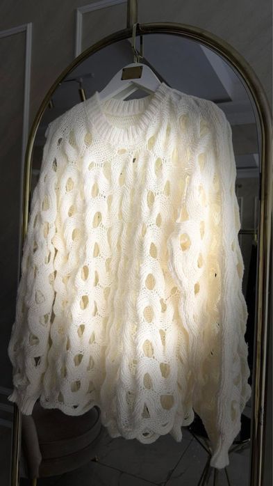 Блузи различни модели