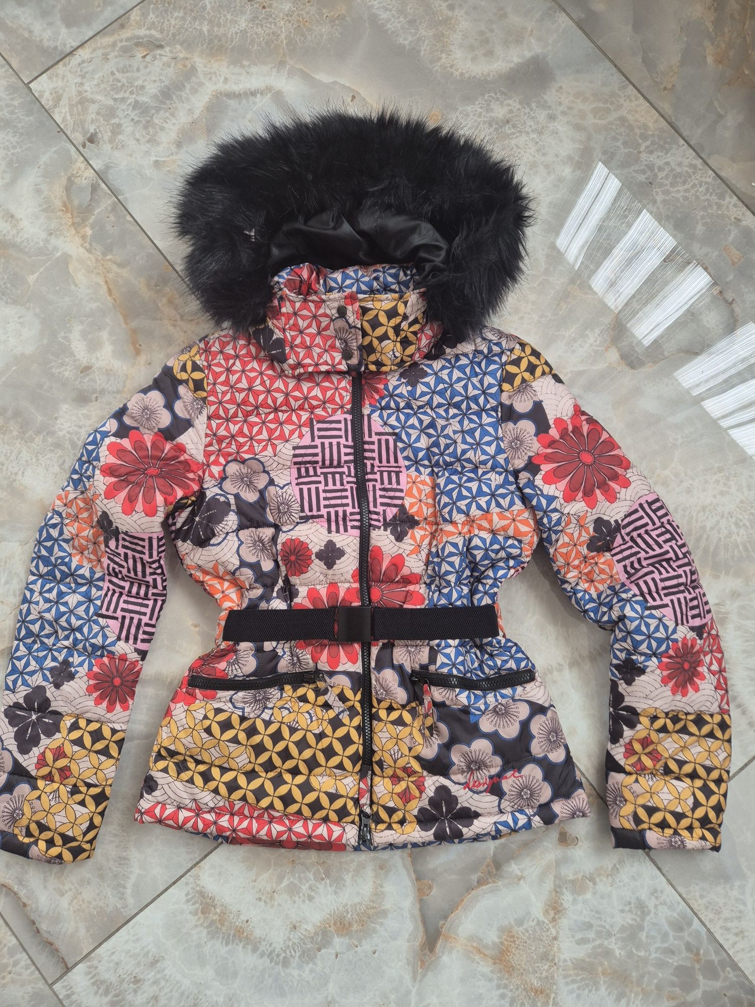 Desigual дамско яке