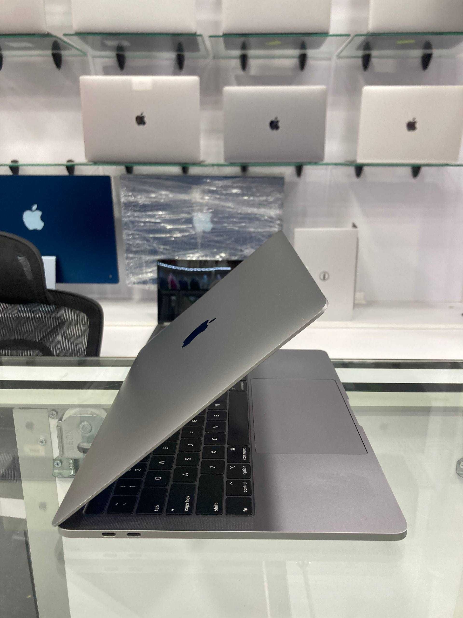 MacBook Pro 13' 2019