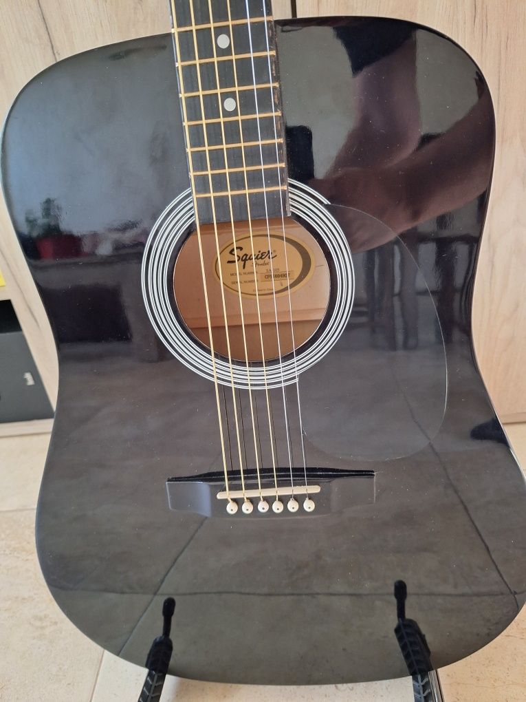 Акустична китара squier SA-105
