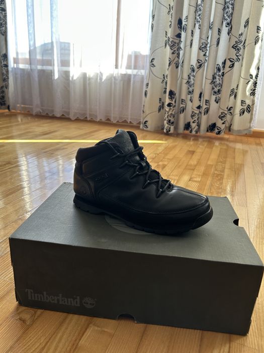 Vând ghete Timberland mărimea 38