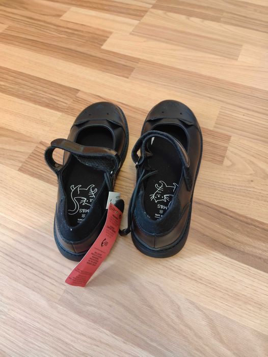 Pantofi dama nr 34 noi