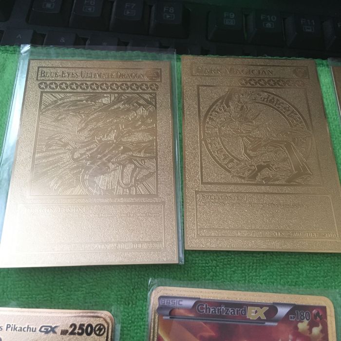 Метални Pokemon и Yu Gi Oh карти