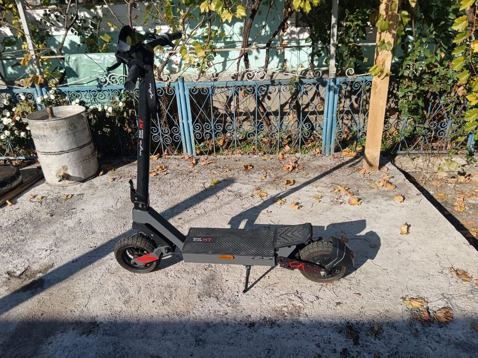 Trotineta myria road traveller xt