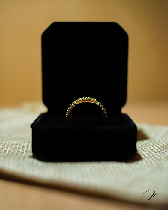 Inel Elegant cu Zirconii ca Diamantele