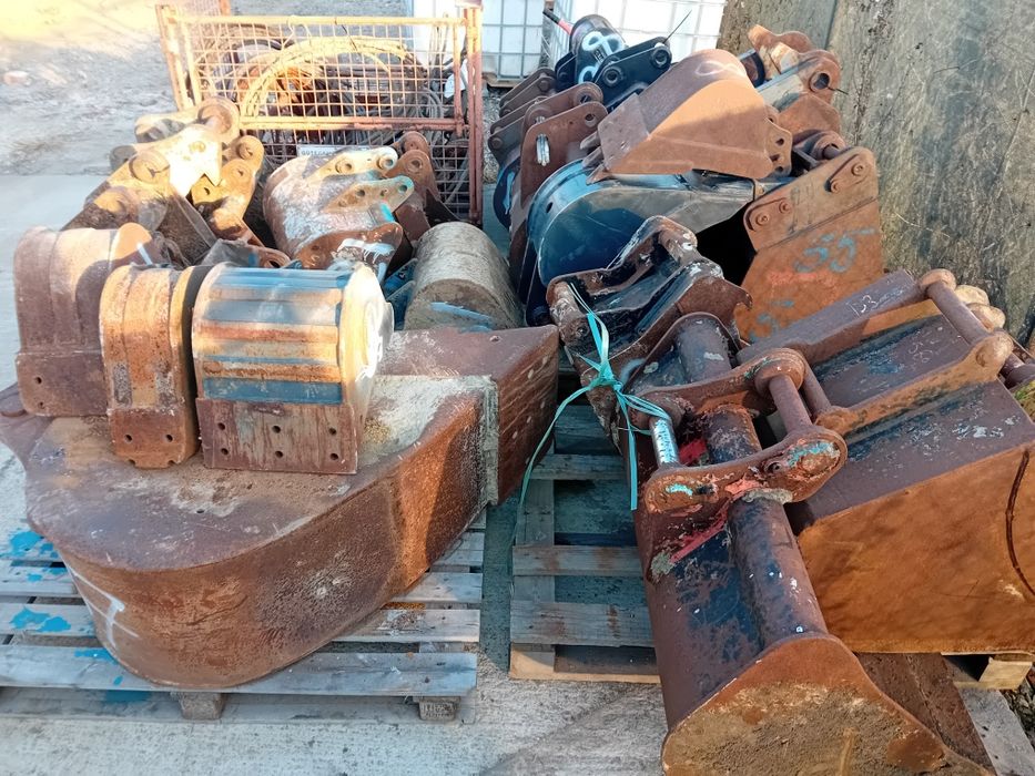 Cupa noua 30 cm miniexcavator 1.6 2 tone