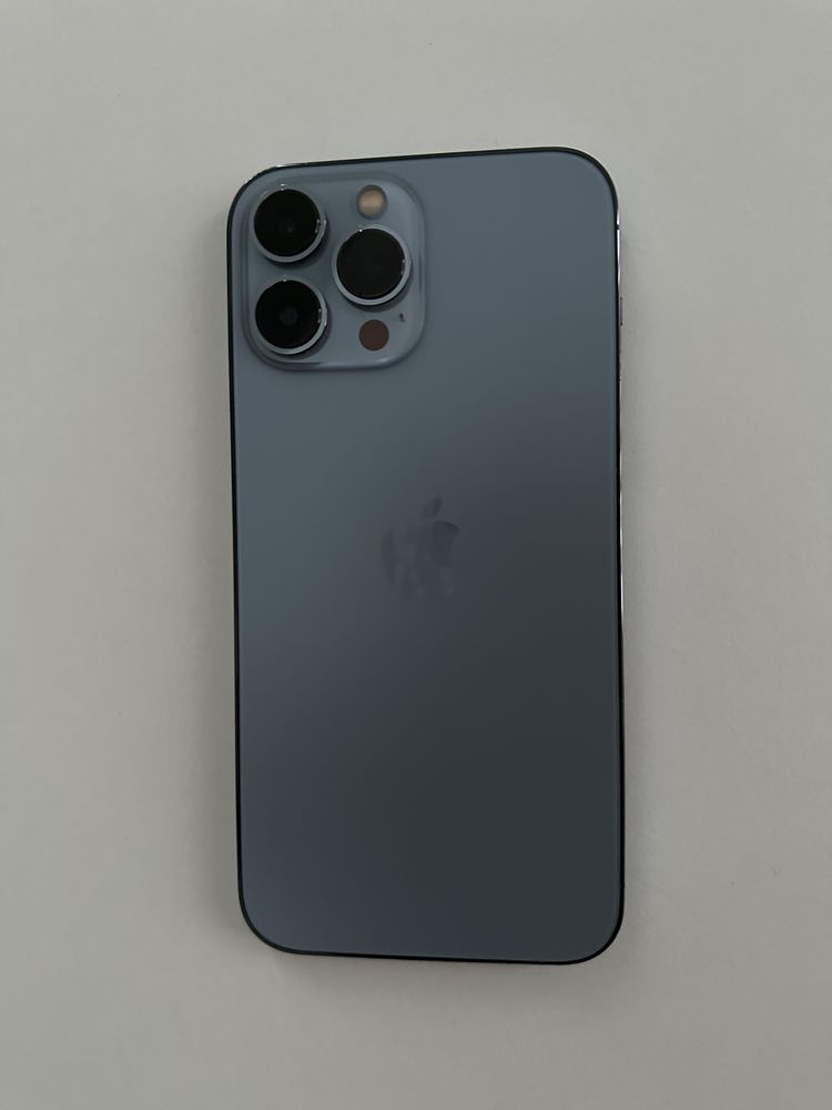 iPhone 13 pro max 256 гб голубой